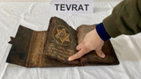 Yol kontrolünde 700 yıllık Tevrat ele geçirildi!