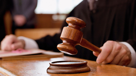 12 yaşındaki kız için ’18 gösteriyor’ dedi mahkeme suçsuz buldu
