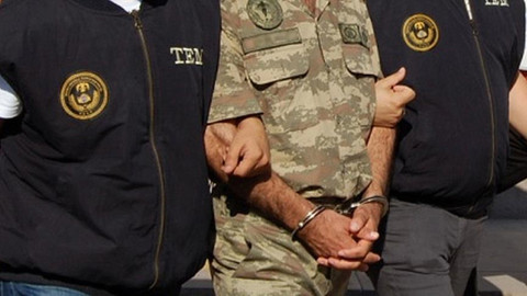 Kocaeli'de 23 muvazzaf astsubay FETÖ’den gözaltına alındı