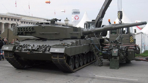 Almanya, Türkiye'ye yönelik tank satışını durdurdu