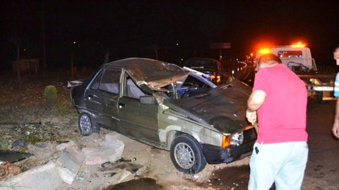Ayvalık'taki kazada 2 kişi öldü, 2 kişi yaralandı