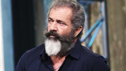 Mel Gibson, Erbakan’ı anma törenlerine mi geliyor?