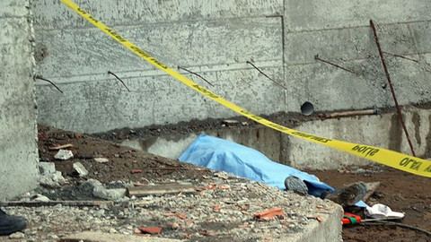 Karabük'te inşaattan düşen işçi öldü