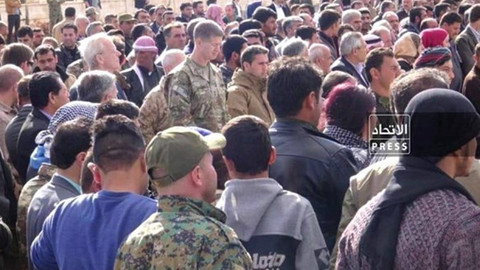 ABD'li asker terörist cenazesinde görüntülendi