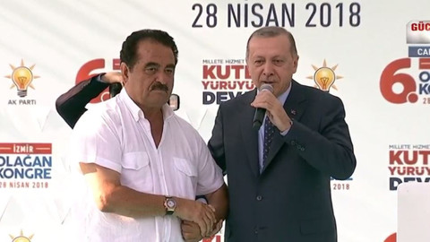 İbrahim Tatlıses Cumhurbaşkanı Erdoğan ile şarkı söyledi