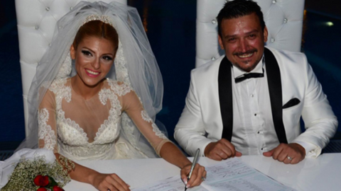 Bircan İpek ve Şenol İpek boşandıklarını video ile duyurdu