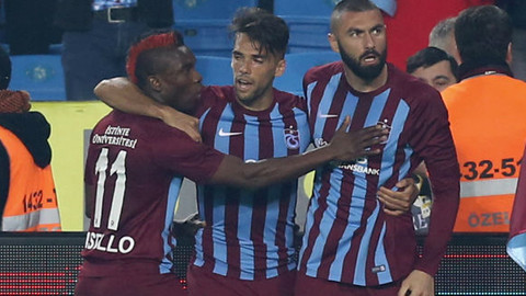 Trabzonspor'dan Burak Yılmaz ve Castillo açıklaması