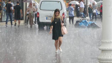 Meteoroloji'den İstanbul için yağış uyarısı yapıldı.
