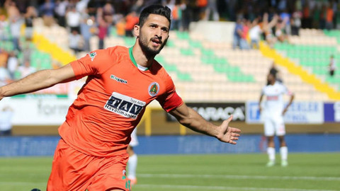Medipol Başakşehir, Emre Akbaba transferinden vazgeçti