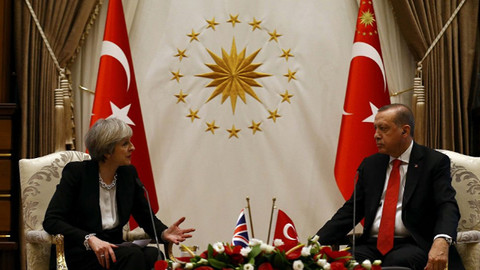 Cumhurbaşkanı Erdoğan İngiltere Başbakanı May ile görüştü