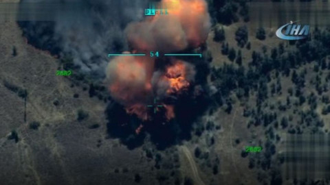 TSK, Irak'a düzenlediği hava harekatı operasyonun görüntülerini paylaştı