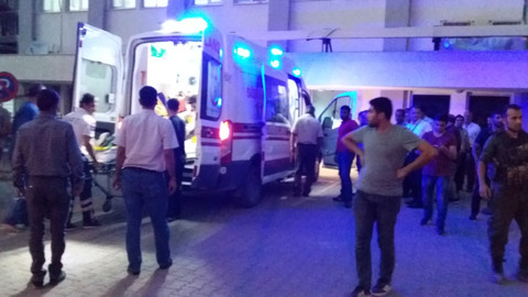 Siirt'te askeri araç devrildi: Yaralı askerler var