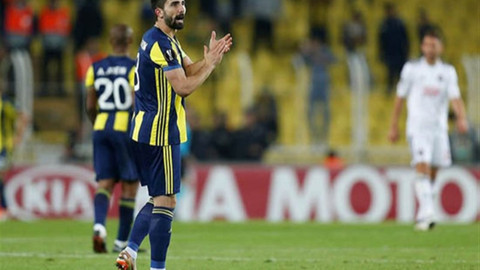 Hasan Ali yırtık kramponla sahaya çıktı