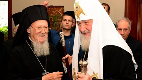 Rusya Fener Rum Patrikhanesi ile bağını kopardı