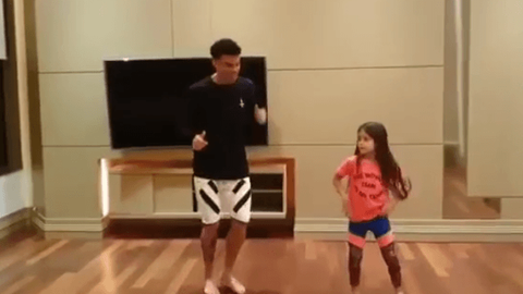 Beşiktaşlı Pepe ve kızından dans show