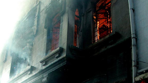 İstanbul Valiliği'ndan 'Yangın' açıklaması: 1 gözaltı