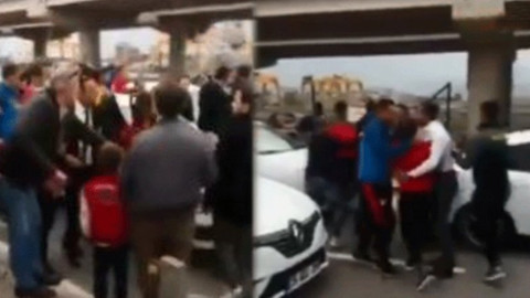 Göztepe'de Futbolcular ve taraftarlar birbirine girdi
