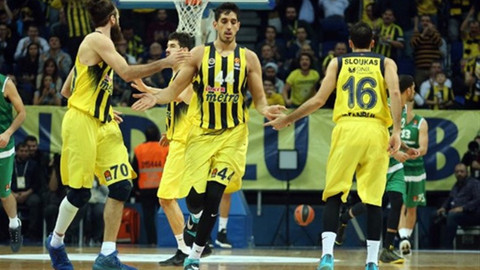 Ahmet Düverioğlu üç yıl daha Fenerbahçe'de