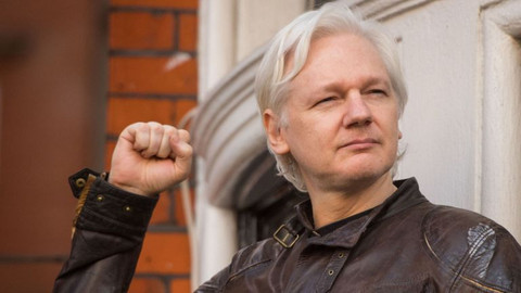Julian Assange gözaltına alındı