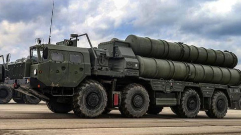 Kremlin'den S-400 açıklaması: Temmuzda teslim edilmesi planlanıyor