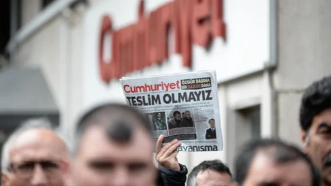 Yargıtay, Cumhuriyet gazetesi yazarlarına beraat istedi