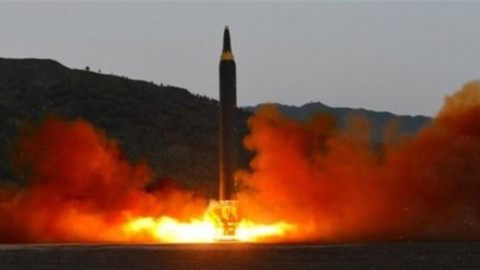 Kuzey Kore iki füze denemesi yaptı