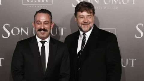 Russell Crowe'dan Cem Yılmaz’a mesaj!