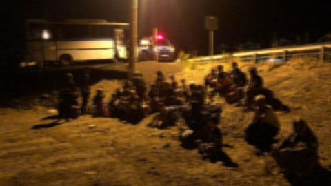 Balıkesir'de 43 kaçak göçmen yakalandı