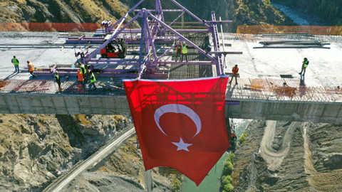 Bitlis’in Hizan ile Siirt’in Pervari arasına yapılan köprü Türkiye'nin en yükseği olacak!