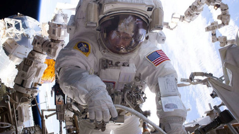 Nasa'dan, 2 astronotuna en karmaşık görev