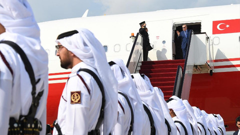 Cumhurbaşkanı Erdoğan Katar'da karşılandı