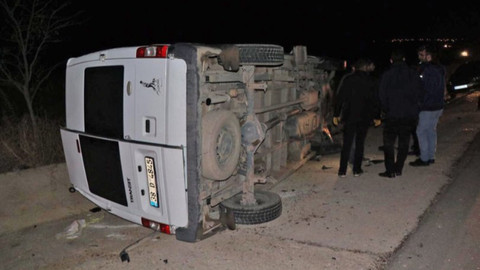Kayseri'de işçi servisi otomobille çarpıştı!