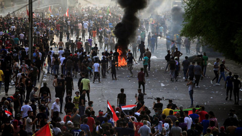 Irak’ta protestolar devam ediyor! Gösterilerde 48 kişi kayboldu