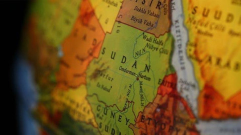 Sudan'da askeri uçak düştü
