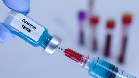 İngiltere, Rusya’yı Kovid-19 aşısı çalışmalarını çalmakla suçladı