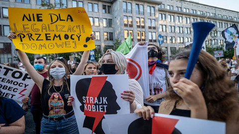 Polonya İstanbul Sözleşmesi'nden çekilmeye hazırlanıyor