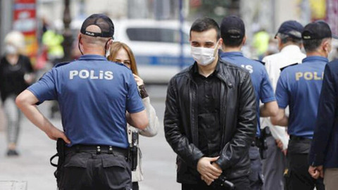 4 polis memuruna maske cezası