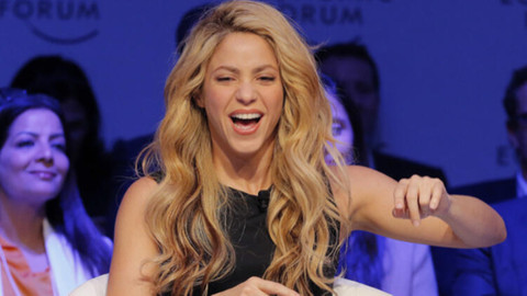 Shakira hem tasarladı, hem de tanıttı