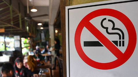 O şehirde açık alanda sigara içmek yasaklandı