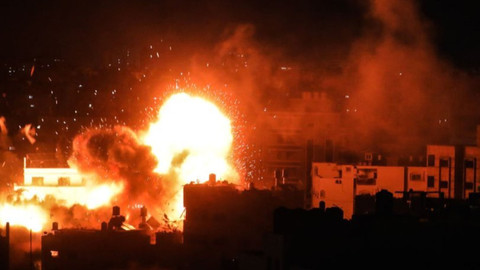 İsrail ordusundan Gazze'ye saldırı