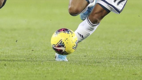 Manchester City, Aston Villa'yı deplasmanda 2-1'lik skorla geçti