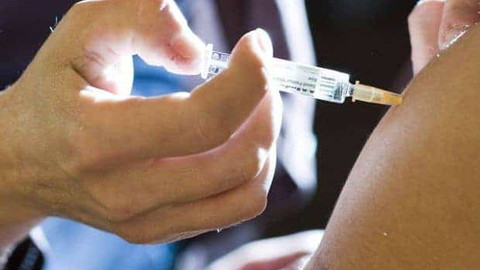 Yerli aşıda ilk doz gönüllülere uygulandı