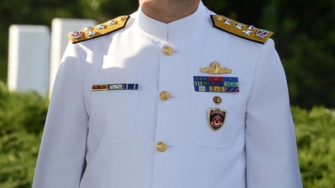 10 emekli amirale gözaltı kararı