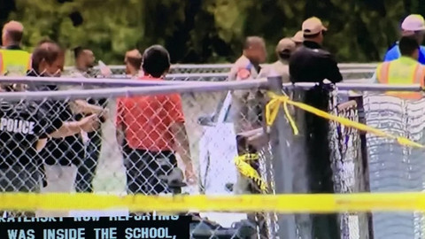 ABD'de ilkokula düzenlenen saldırıda 14 çocuk ve 1 öğretmen hayatını kaybetti