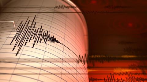 Ege'de korkutan deprem! Antalya, Denizli ve Muğla'da hissedildi