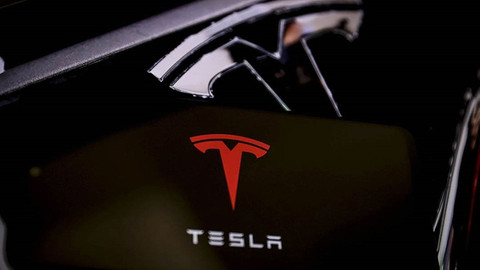 Tesla 2 milyondan fazla aracı güncelleme için çağıracak