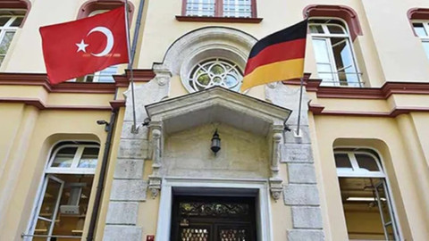 Bakan Tekin açıklama yapmıştı: Alman okuluna Türk öğrenci alımı durduruldu!