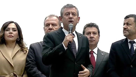 CHP’den Beşiktaş’ta demokrasi mitingi! Özel: Erdoğan, kibrin esiri olmuş