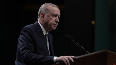Cumhurbaşkanı Erdoğan duyurdu! Çocuğu olan memura yarım mesai müjdesi
