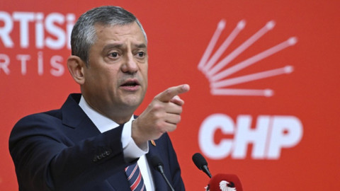 CHP Genel Merkezi'ndeki kritik oylamadan sonuç çıktı: Özgür Özel yeni grup başkanı seçildi